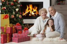 grandparents-with-granddaughter-holiday